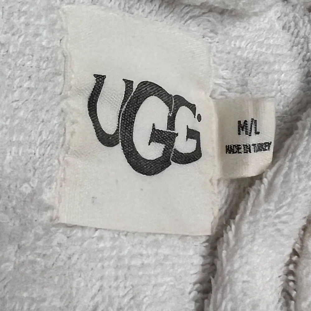 UGG Robe - Picture 7 of 11